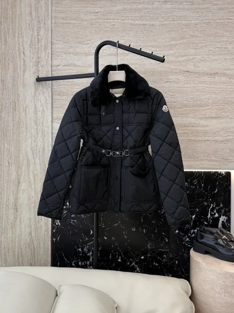 Moncler Jacket Down jacket women's — Photo 1