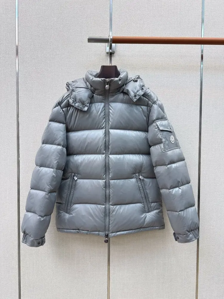 Moncler — Куртка пуховик женская