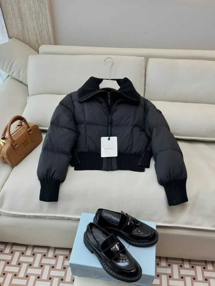 Moncler Jacket Down jacket women's — Photo 1