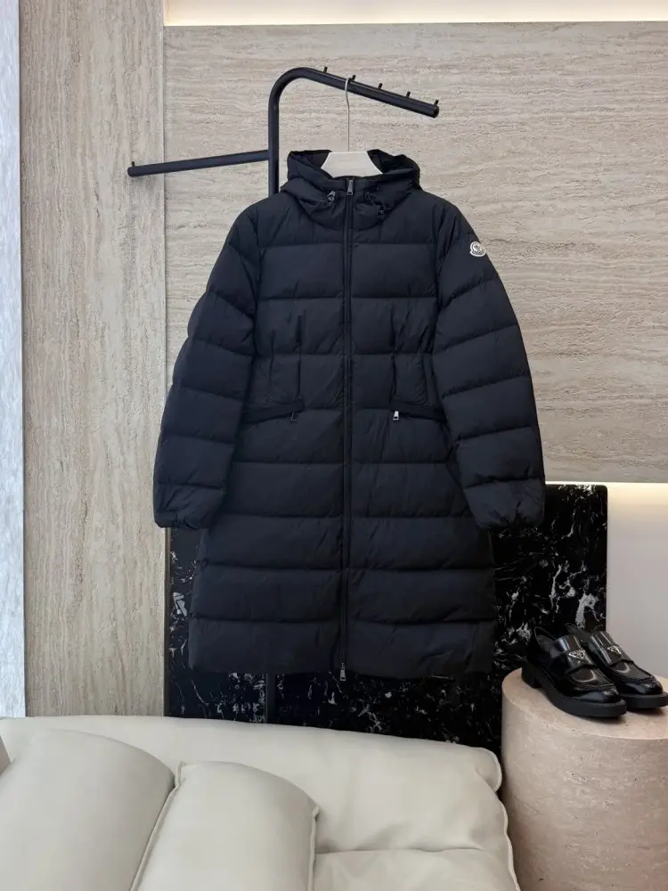 Moncler — Куртка пуховик женская