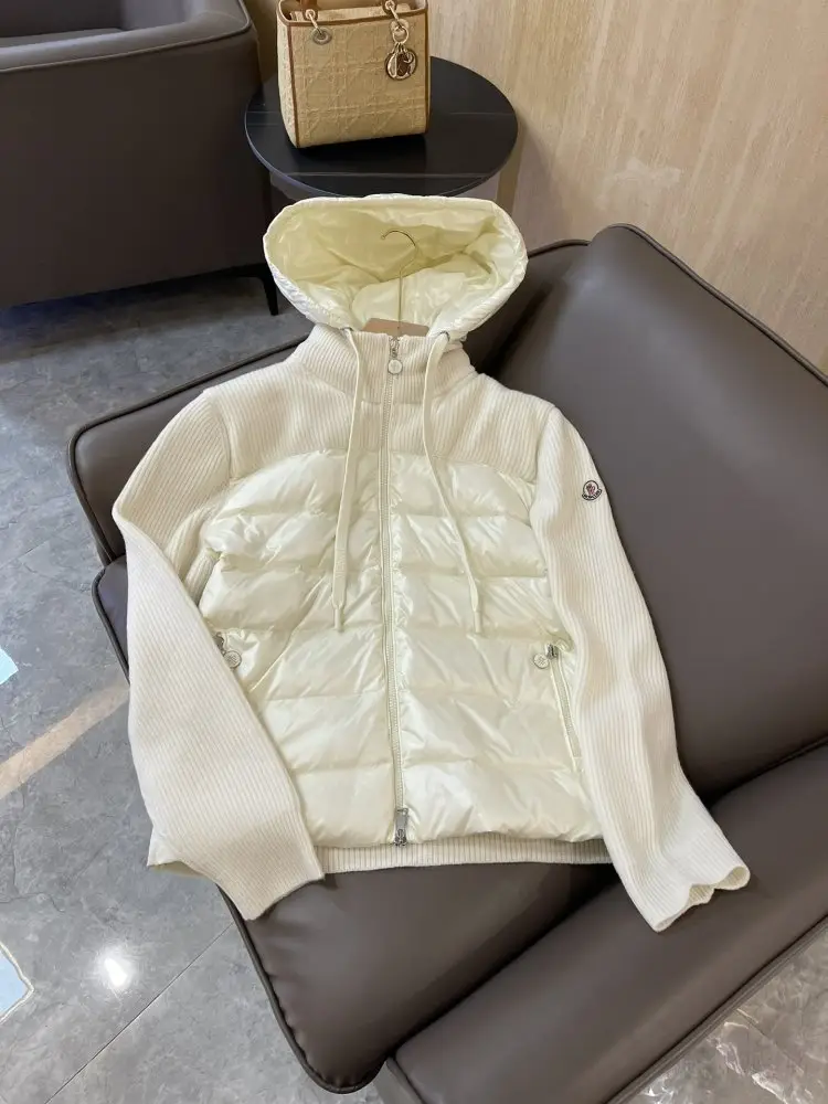 Moncler Куртка пуховик женская — Фото 2
