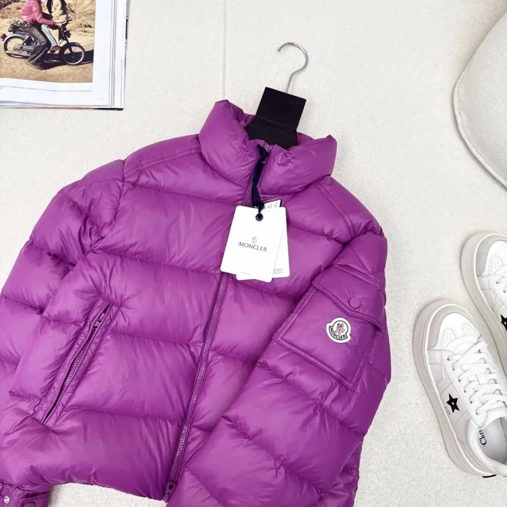 Moncler Куртка пуховик женская — Фото 2