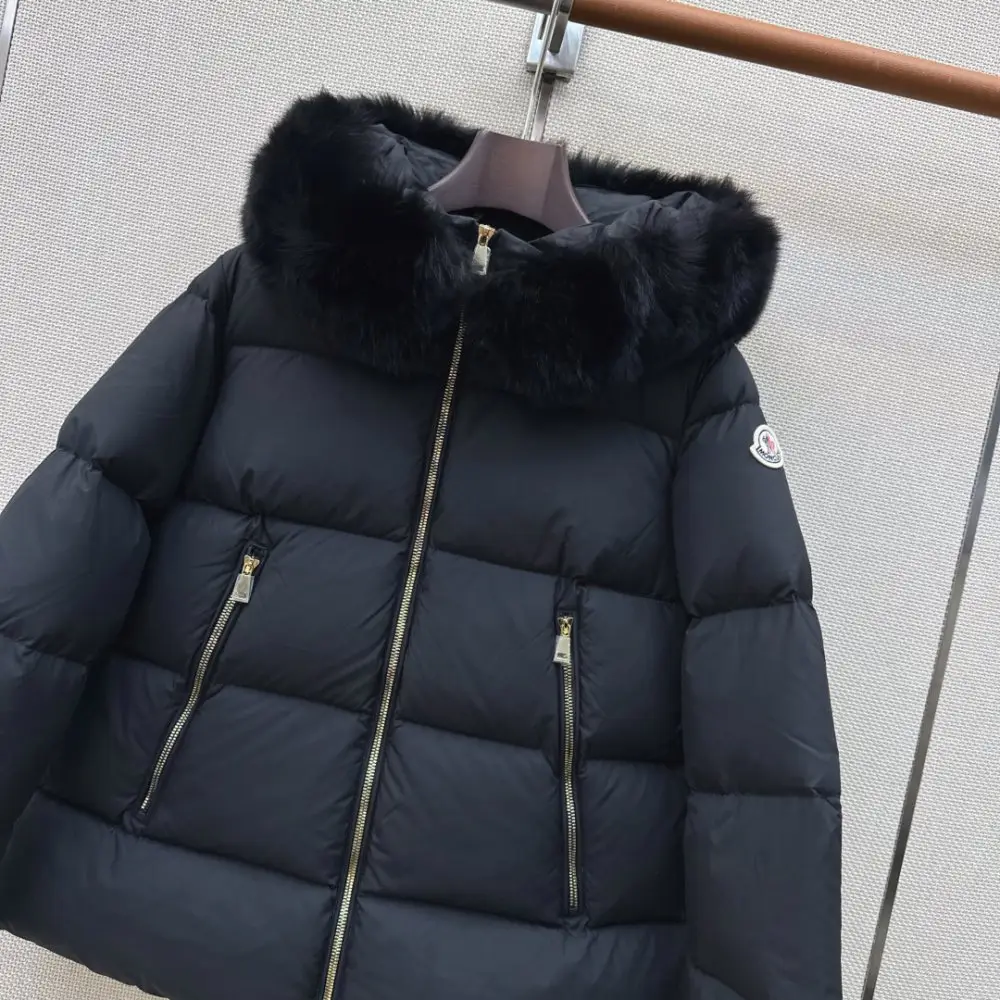 Moncler Куртка пуховик женская — Фото 2