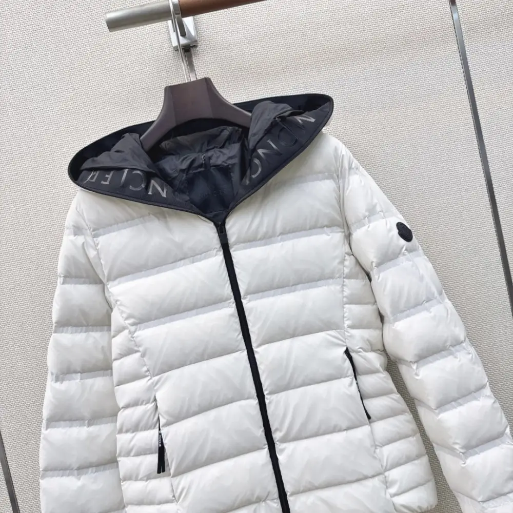 Moncler Куртка пуховик женская — Фото 2