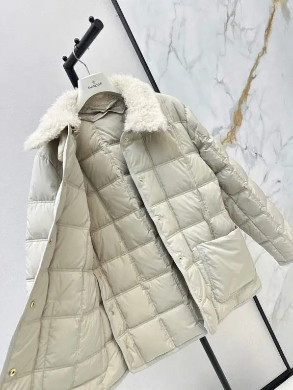 Moncler Куртка пуховик жіноча — Фото 2