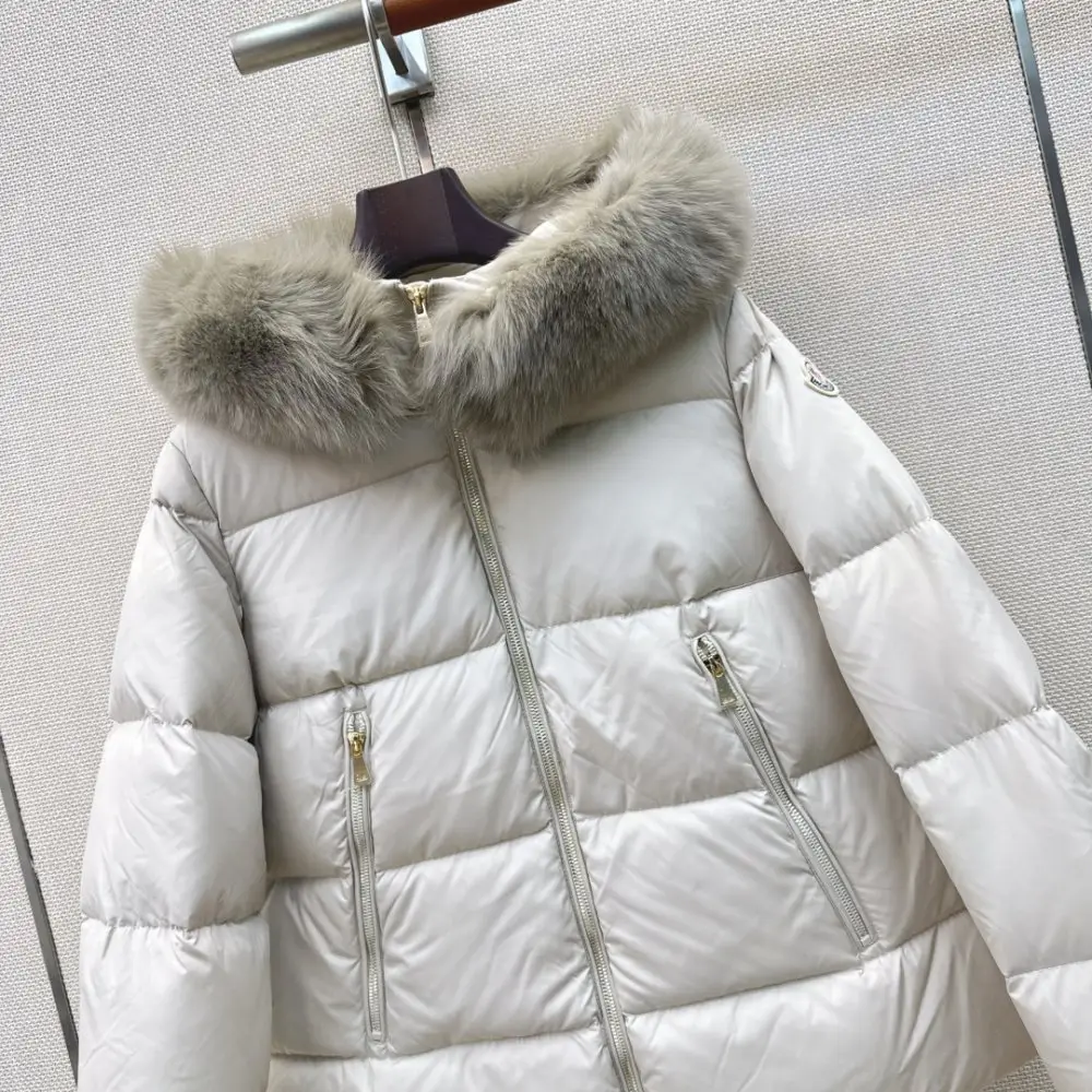 Moncler Куртка пуховик женская — Фото 2