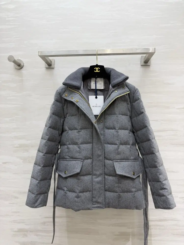 Moncler Куртка пуховик женская — Фото 3