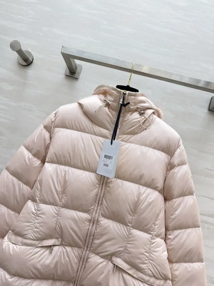 Moncler Куртка пуховик женская — Фото 3