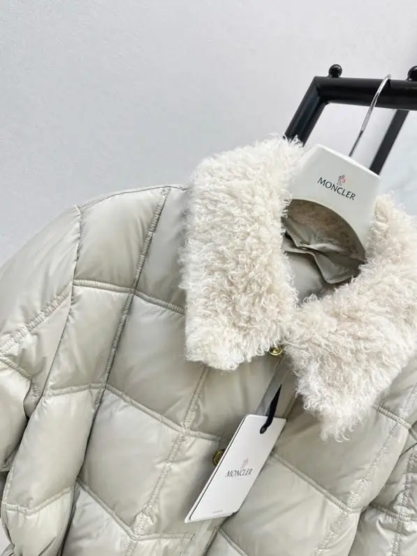 Moncler Куртка пуховик жіноча — Фото 3