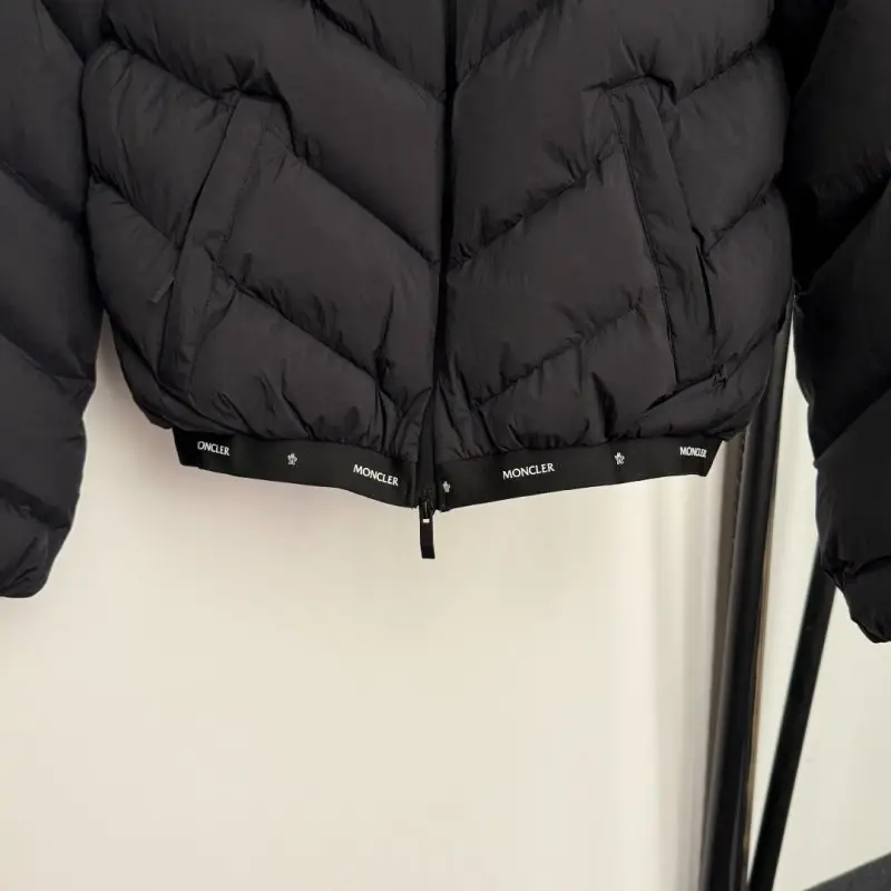 Moncler Куртка пуховик женская — Фото 3