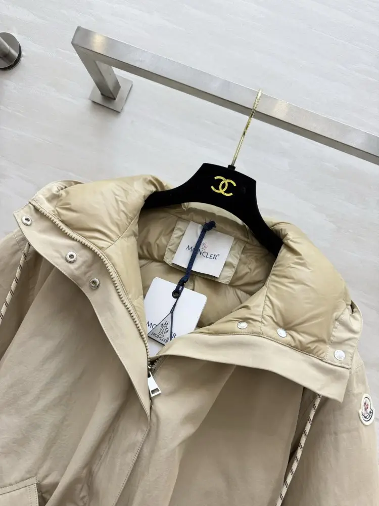 Moncler Куртка пуховик жіноча — Фото 4