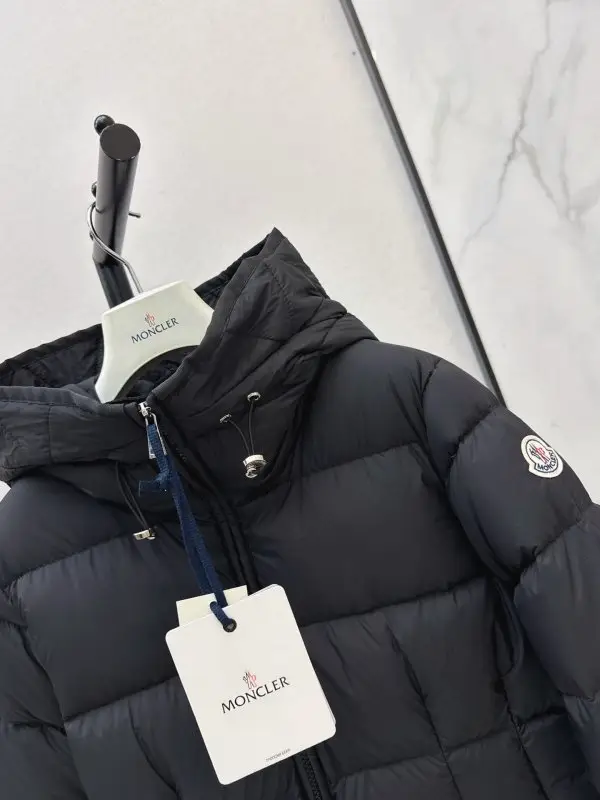 Moncler Куртка пуховик женская — Фото 4