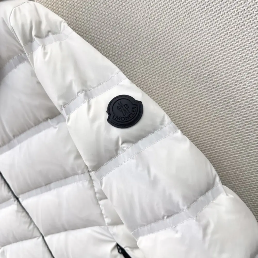Moncler Куртка пуховик женская — Фото 4