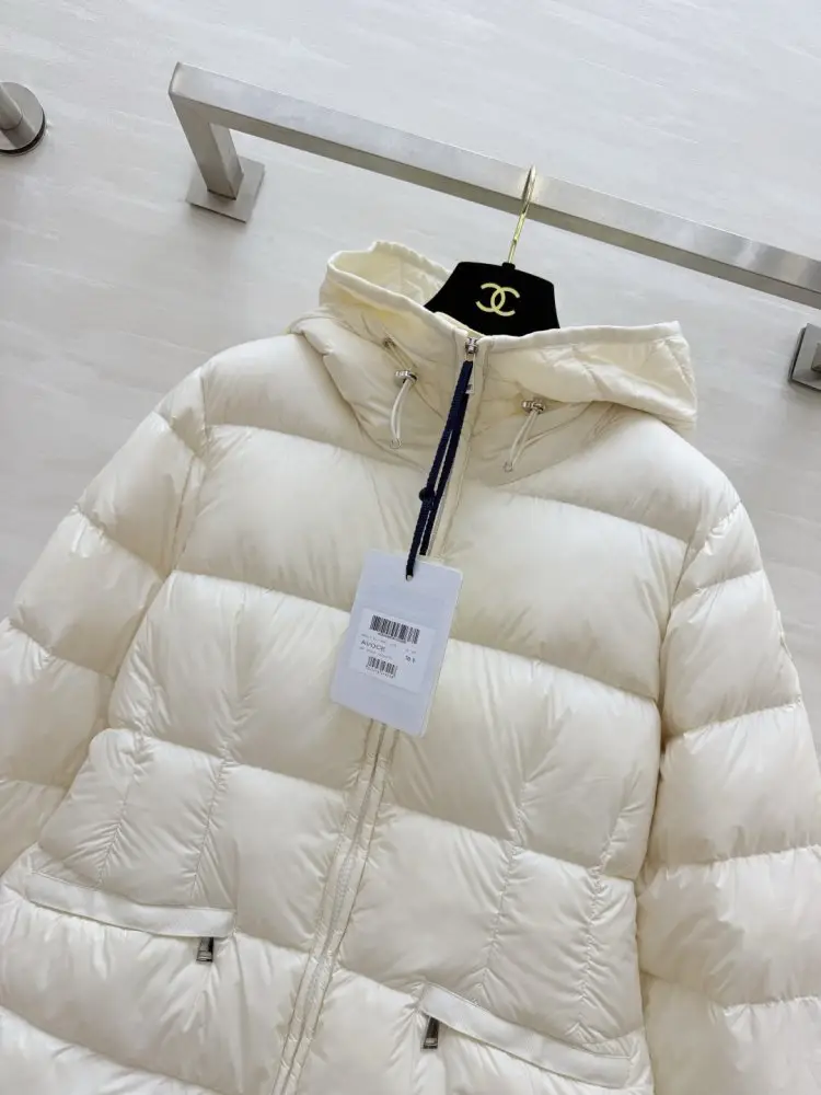 Moncler Куртка пуховик женская — Фото 4