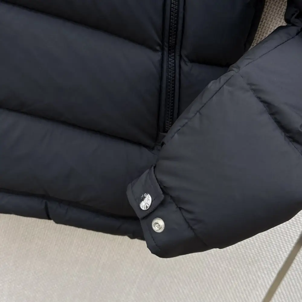 Moncler Jacket Down jacket women's — Photo 4