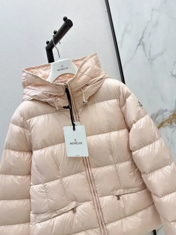 Moncler Куртка пуховик женская — Фото 4