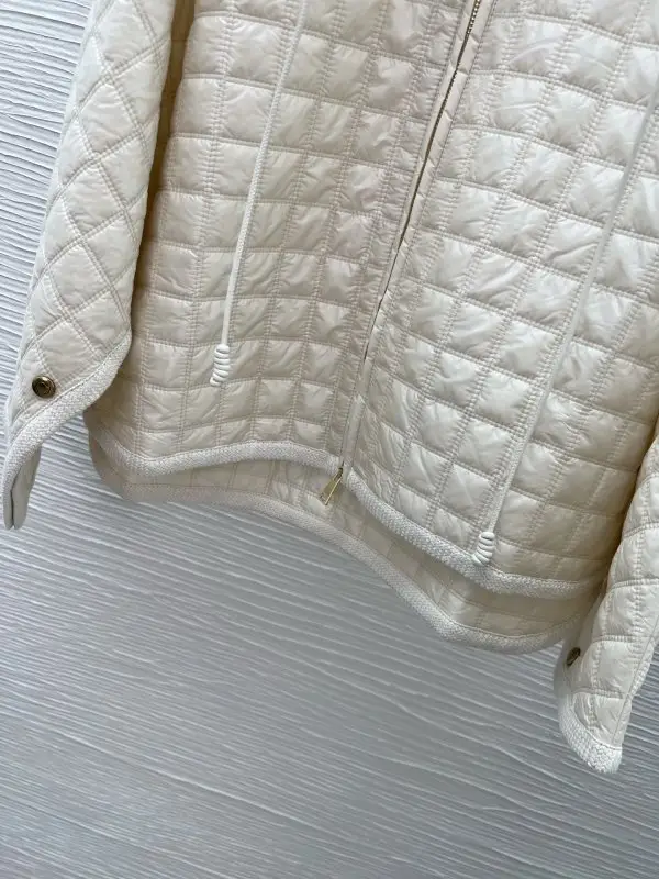Moncler Куртка пуховик женская — Фото 4