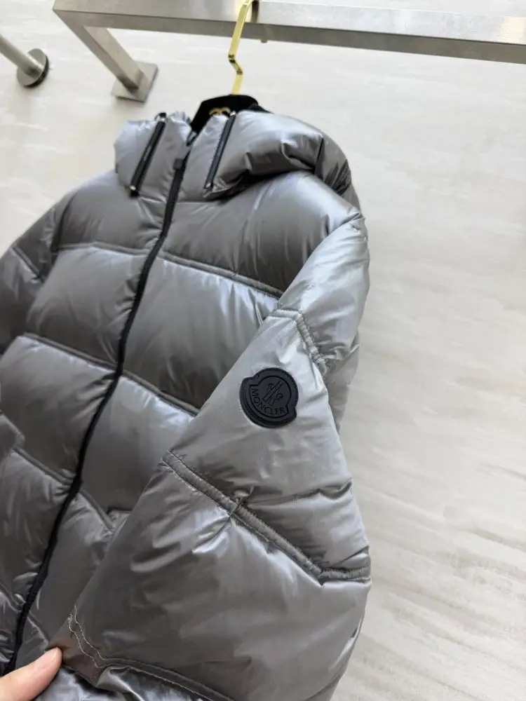 Moncler Jacket Down jacket women's — Photo 5
