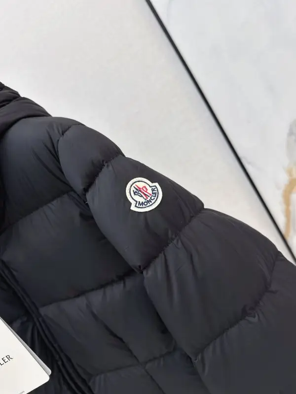 Moncler Куртка пуховик женская — Фото 5