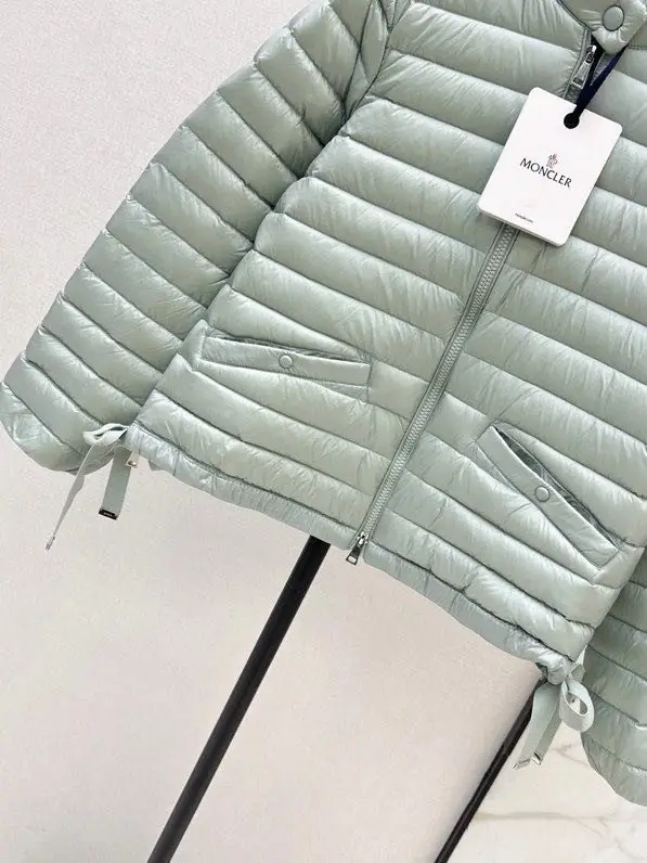 Moncler Jacket Down jacket women's — Photo 5