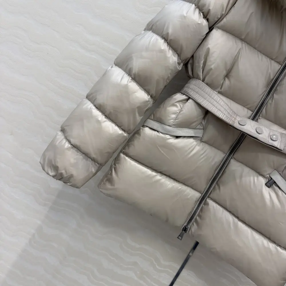 Moncler Куртка пуховик женская — Фото 5