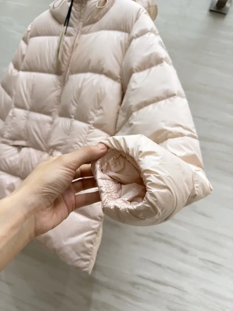Moncler Куртка пуховик женская — Фото 5