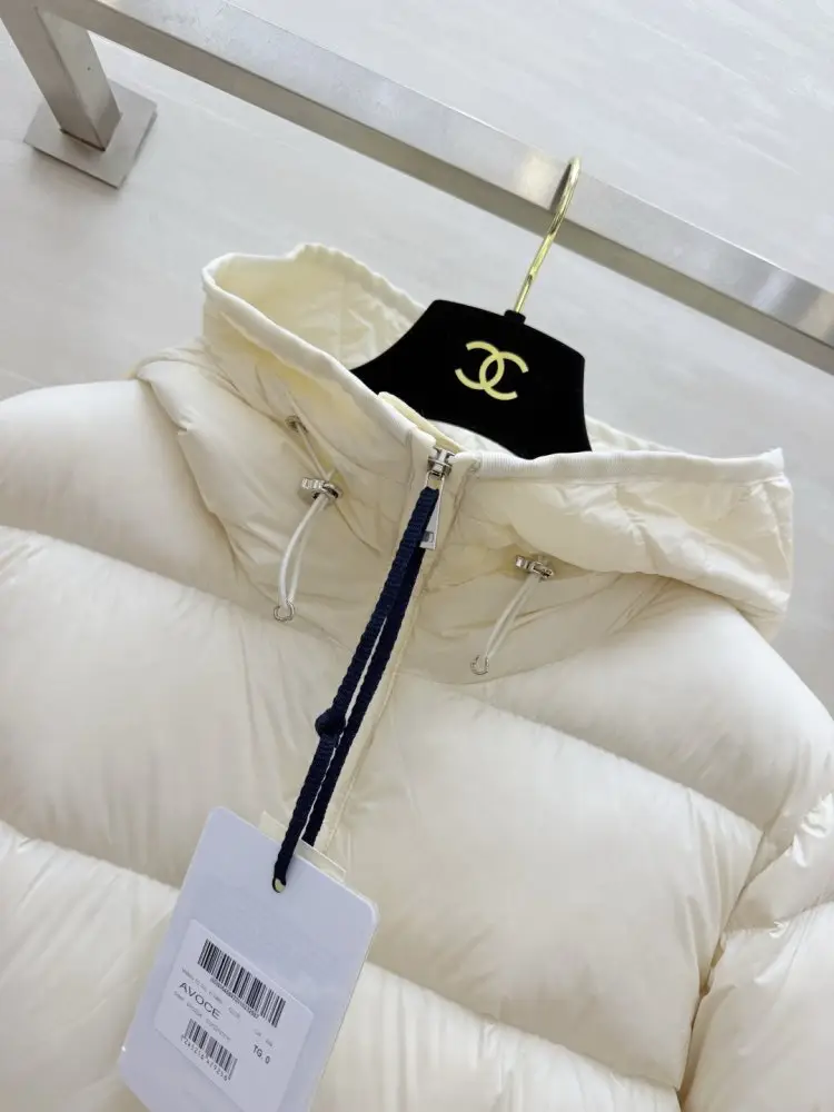 Moncler Куртка пуховик женская — Фото 5