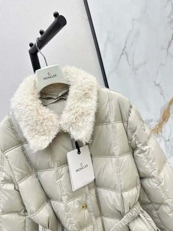 Moncler Куртка пуховик жіноча — Фото 5