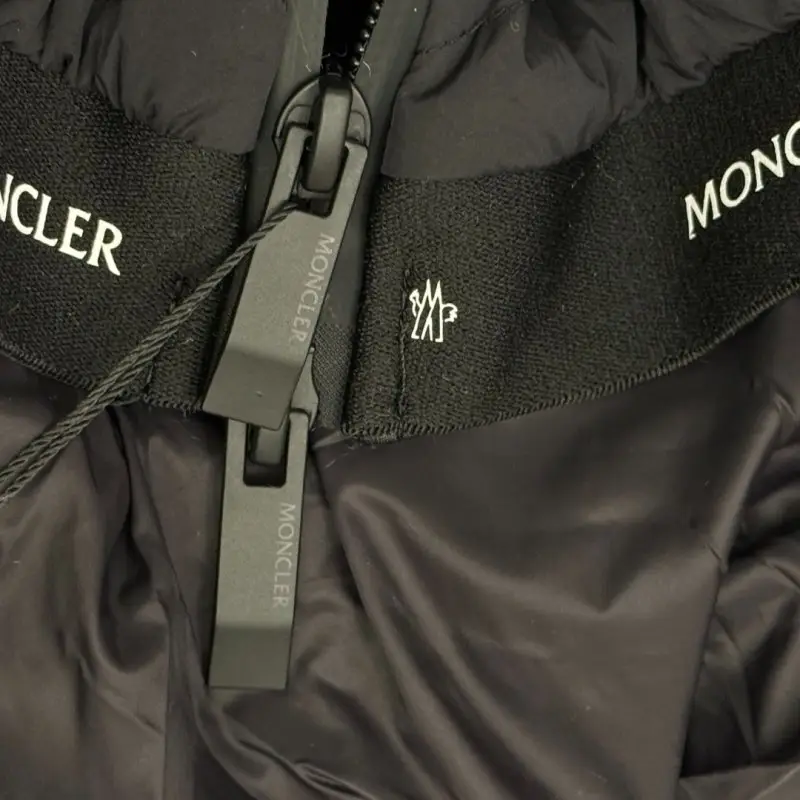 Moncler Куртка пуховик женская — Фото 5