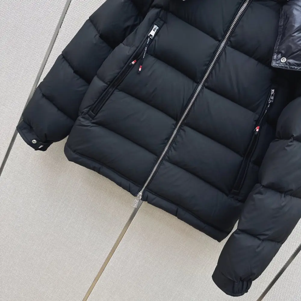 Moncler Jacket Down jacket women's — Photo 5