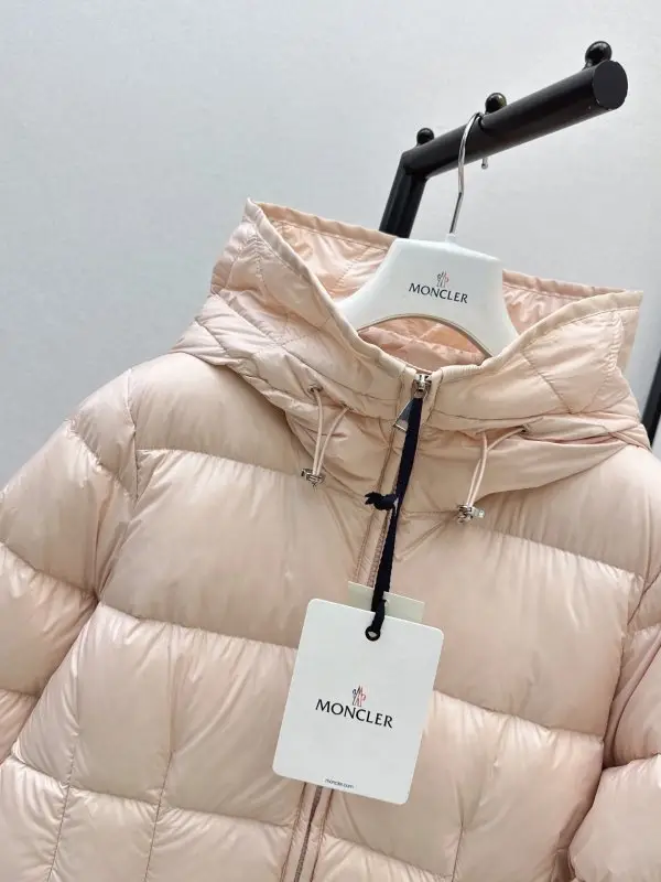 Moncler Куртка пуховик женская — Фото 5