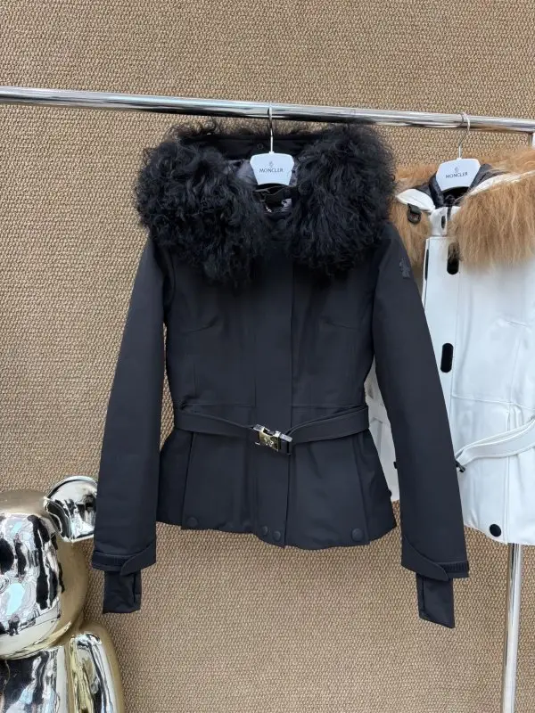 Moncler — Куртка лыжная женская