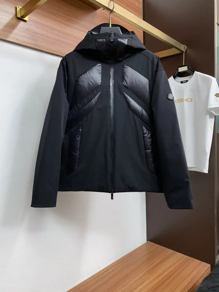 Moncler — Куртка чоловіча