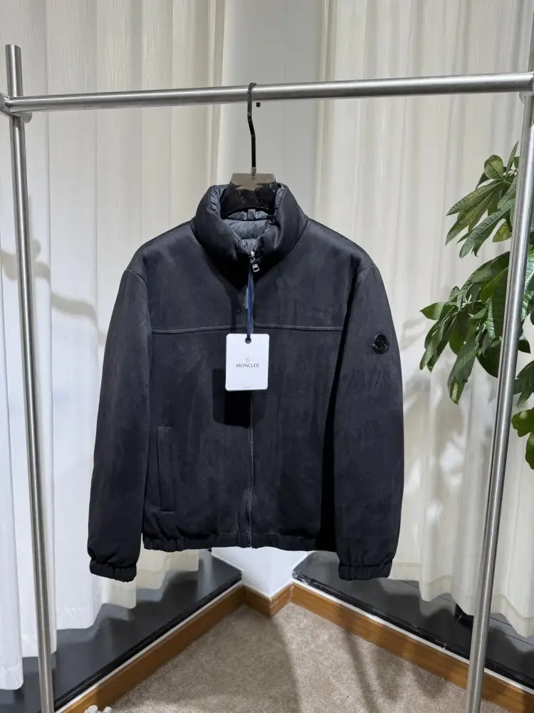 Moncler — Куртка чоловіча