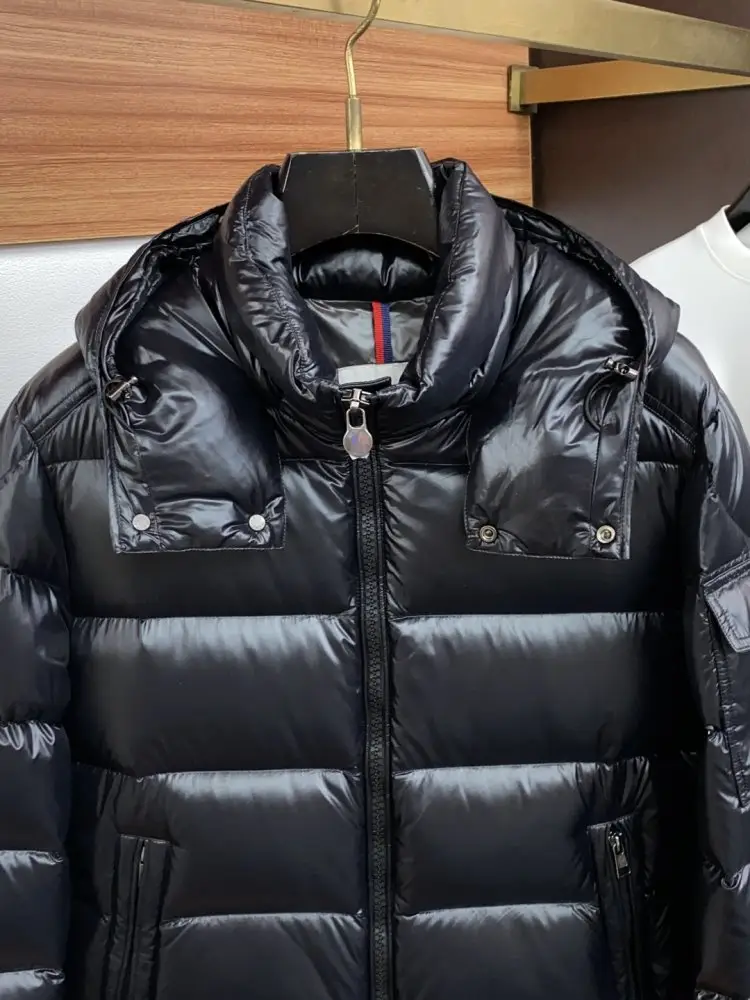 Moncler Куртка чоловіча — Фото 2