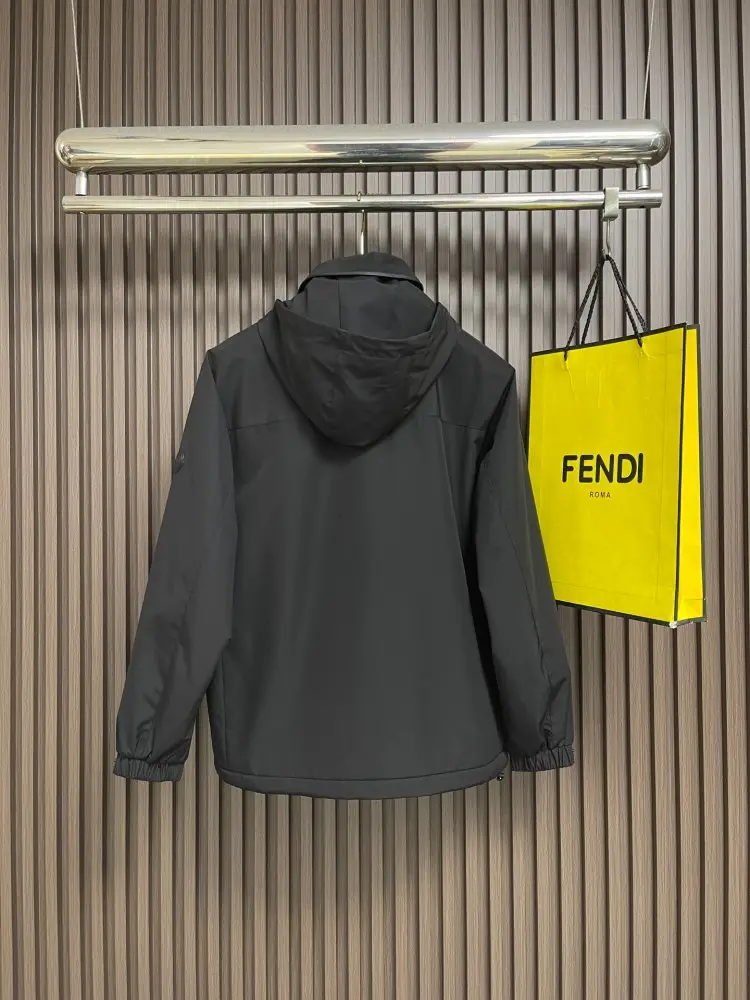 Moncler Jacket men's — Photo 2