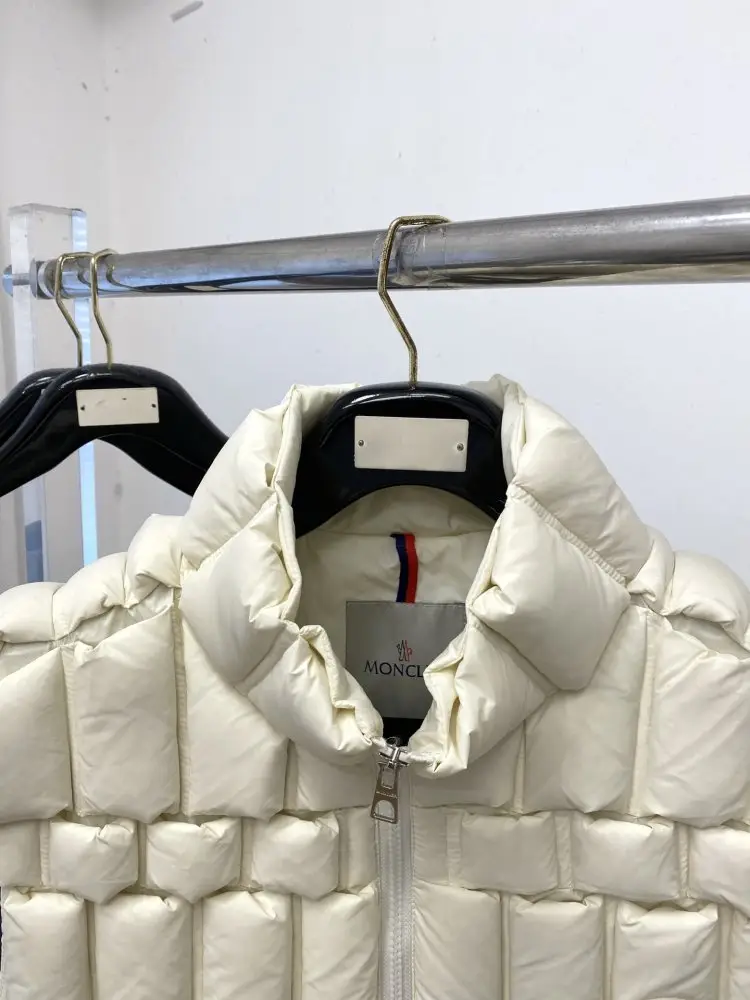 Moncler Jacket men's — Photo 2