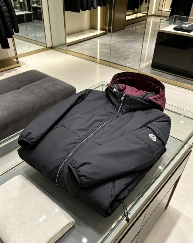 Moncler Куртка чоловіча — Фото 3