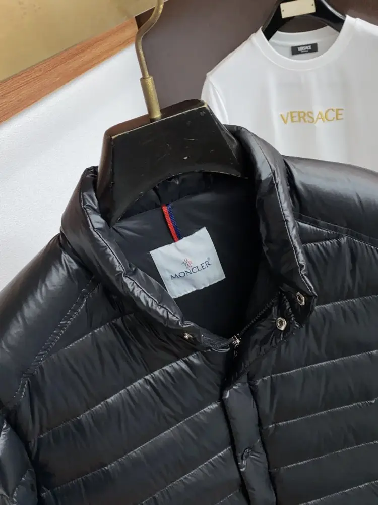Moncler Куртка чоловіча — Фото 3