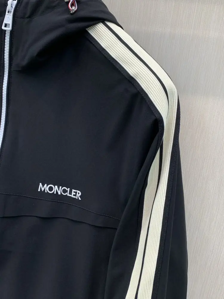 Moncler Куртка мужская — Фото 3