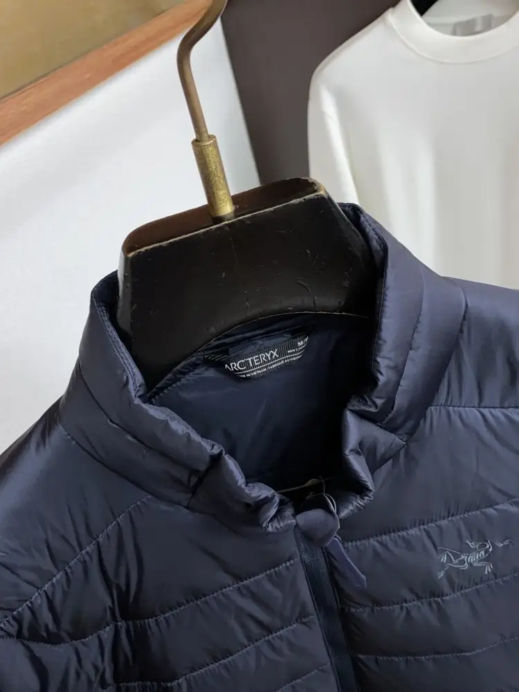 Moncler Куртка чоловіча — Фото 3