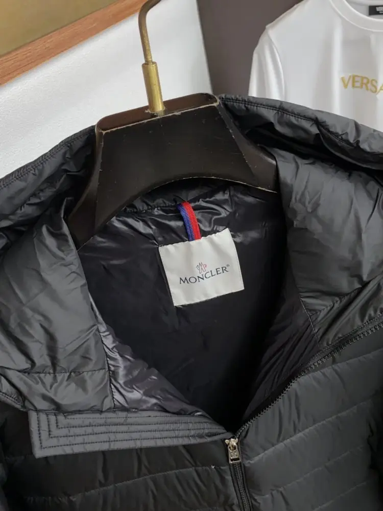 Moncler Куртка чоловіча — Фото 3