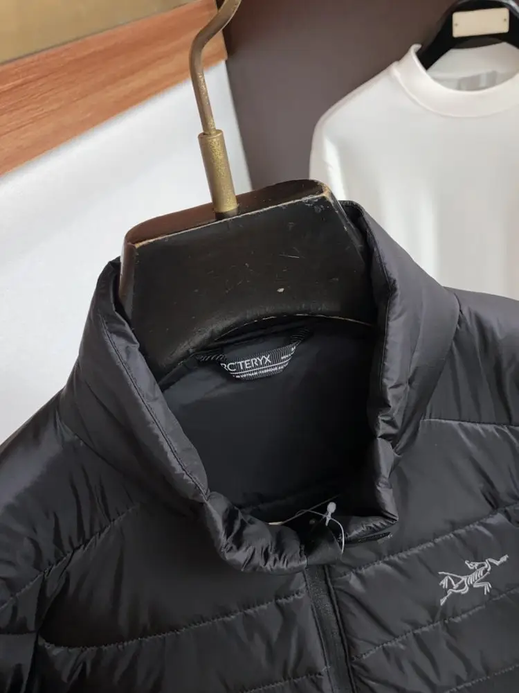 Moncler Куртка чоловіча — Фото 3