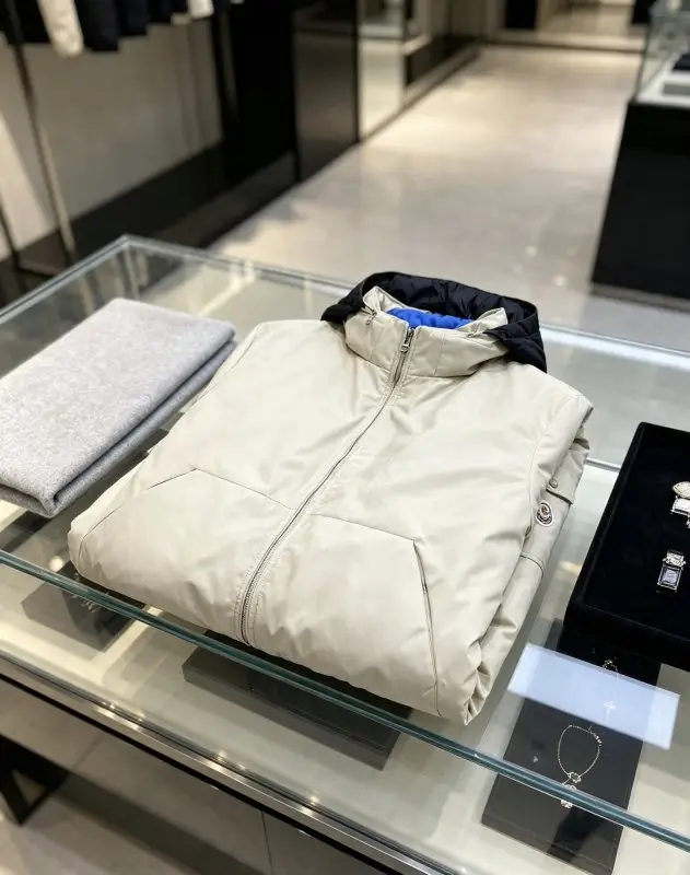 Moncler Куртка чоловіча — Фото 3