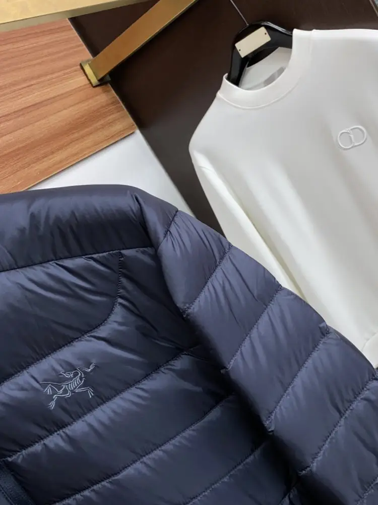 Moncler Куртка чоловіча — Фото 4