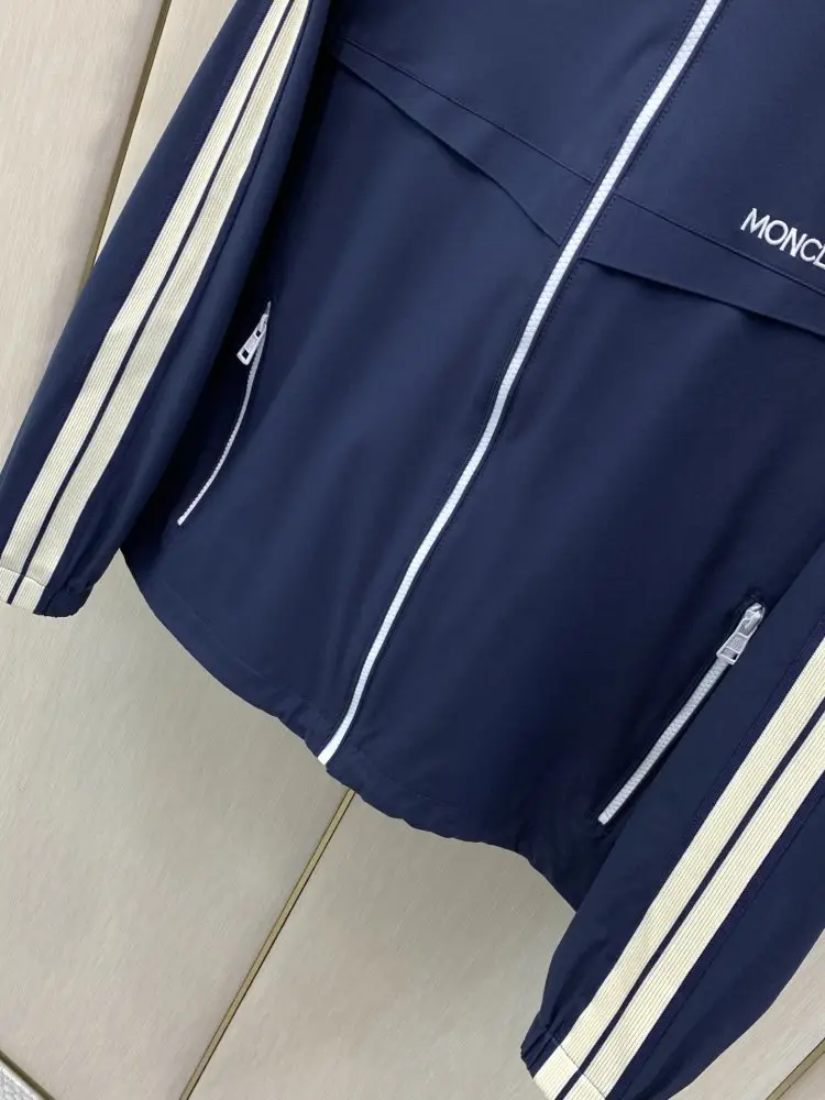 Moncler Куртка чоловіча — Фото 4