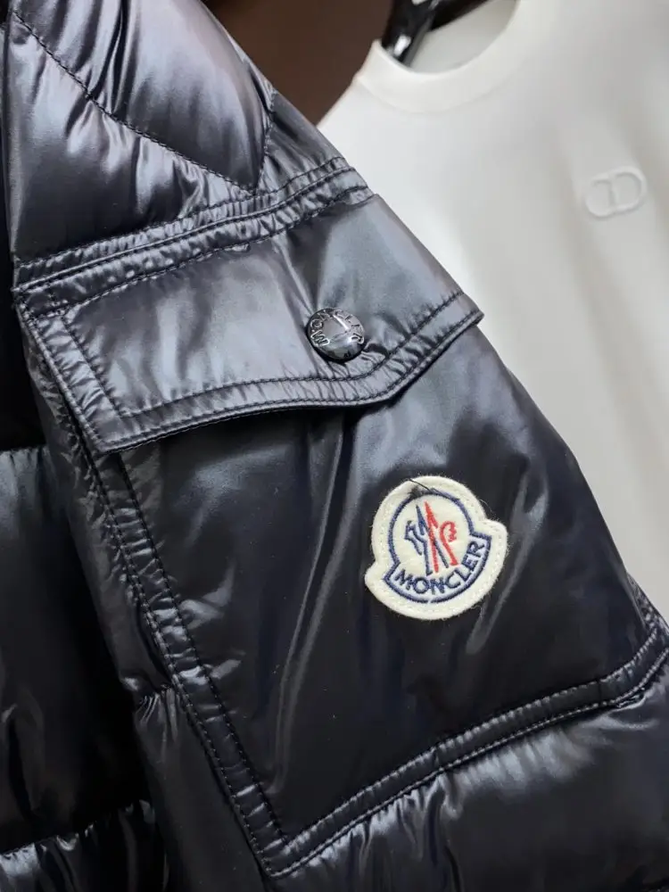 Moncler Куртка чоловіча — Фото 5