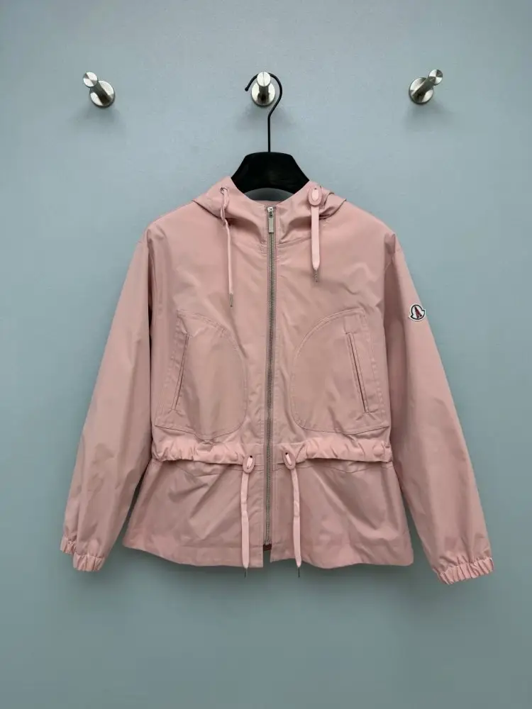 Moncler — Куртка жіноча