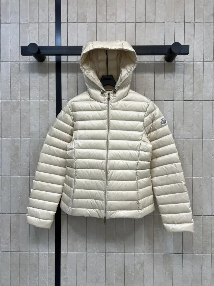 Moncler — Куртка женская