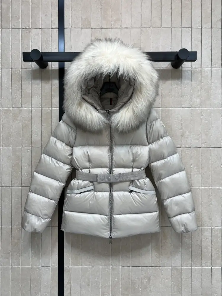 Moncler — Куртка жіноча